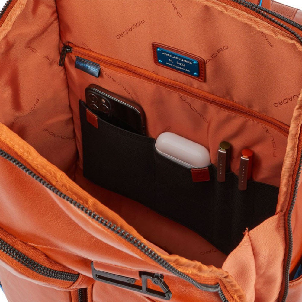 PIQUADRO Rucksack für 15,6-Zoll-PC und Tablet – CA5381B2V aus schwarzem Leder der B2V-Linie