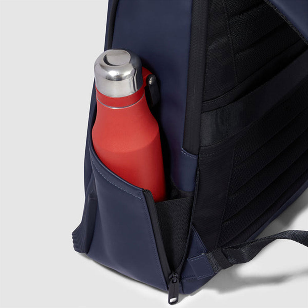 PIQUADRO Gummirucksack mit 14,00" PC-Halterung und iPad® Farbe Blau - CA5856C2OW