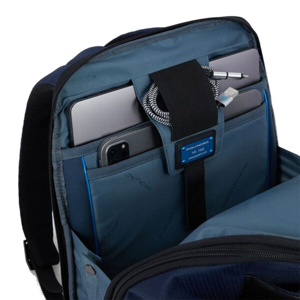 PIQUADRO WOLLEM LINIE
Rucksack für 15,6-Zoll-PC aus blauem Stoff – CA6239W129BM