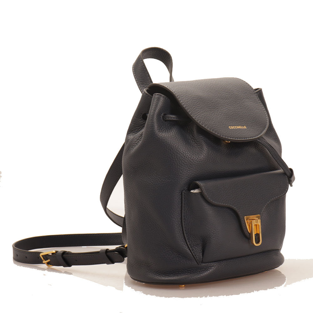 Kleiner COCCINELLE Rucksack aus Leder Beat Soft Line in der Farbe Mitternachtsblau