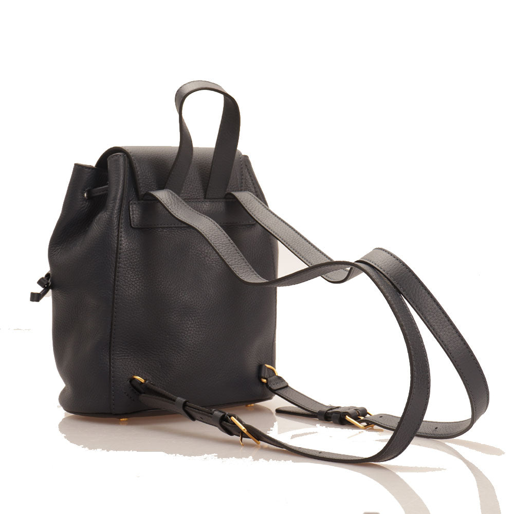 Kleiner COCCINELLE Rucksack aus Leder Beat Soft Line in der Farbe Mitternachtsblau