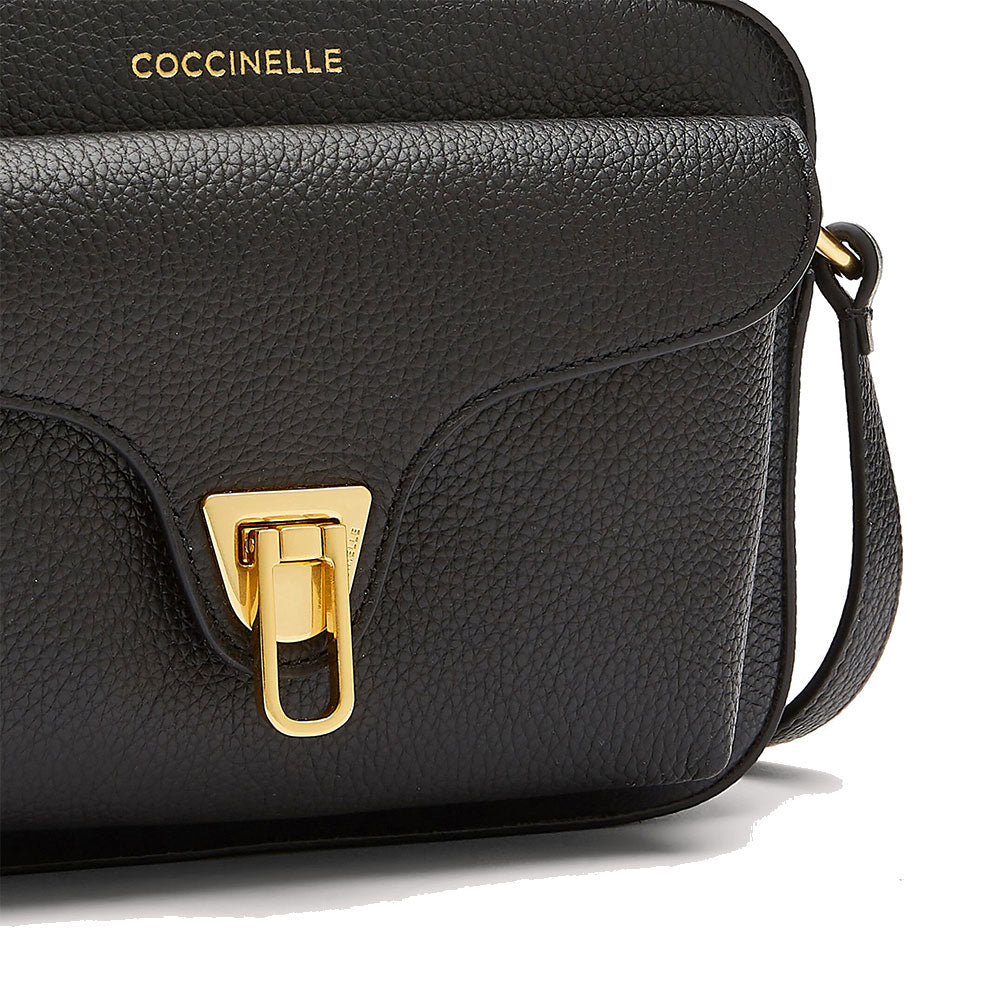 COCCINELLE SOFT BEAT LINIE
Damen-Umhängetasche aus schwarzer Leder