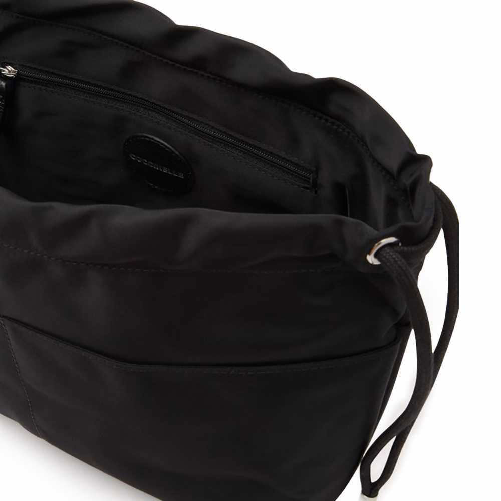 COCCINELLE Taschen-Organizer aus schwarzem technischem Stoff, geschlossen mit Kordelzug, große Größe