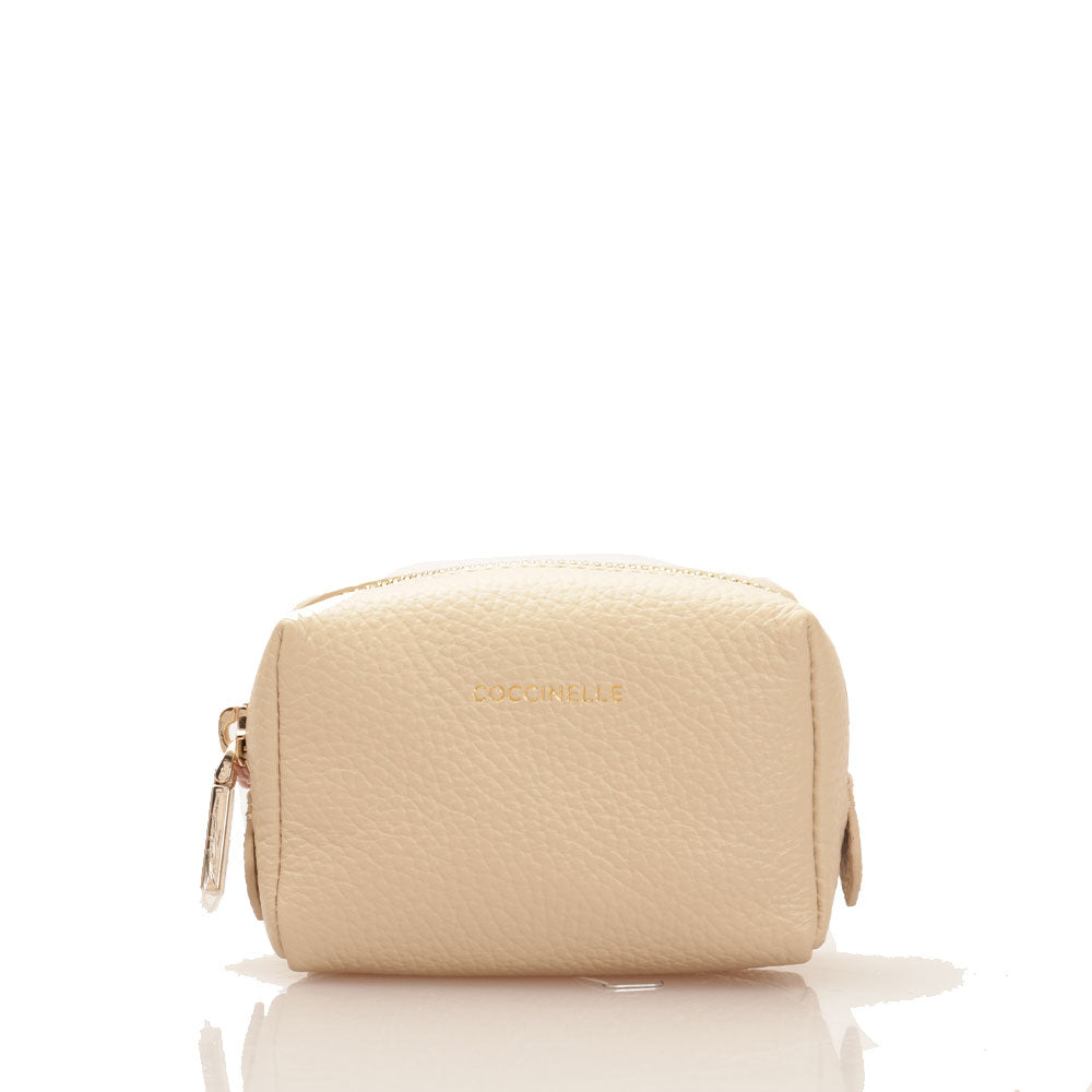 Beauty Case Piccolo COCCINELLE in Pelle Silk Chiuso con Zip a sconto