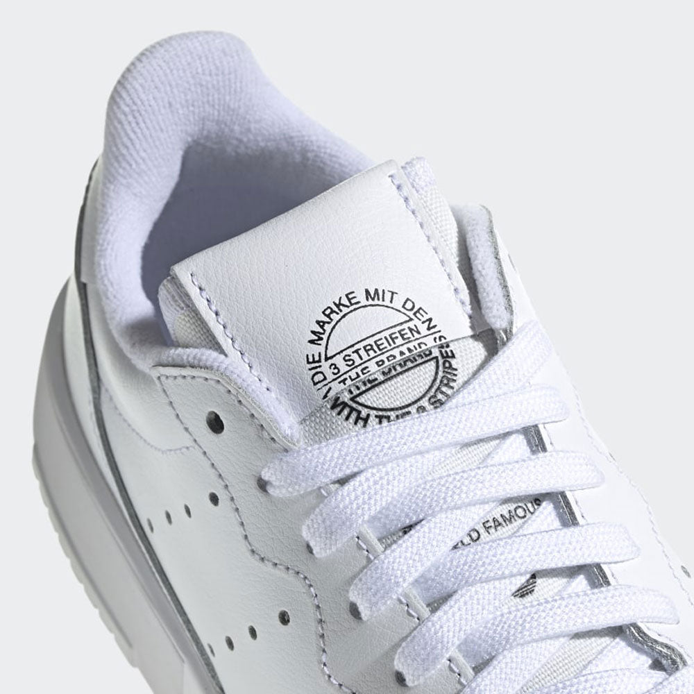 Scarpe Donna ADIDAS Sneakers linea Supercourt in Pelle Bianco