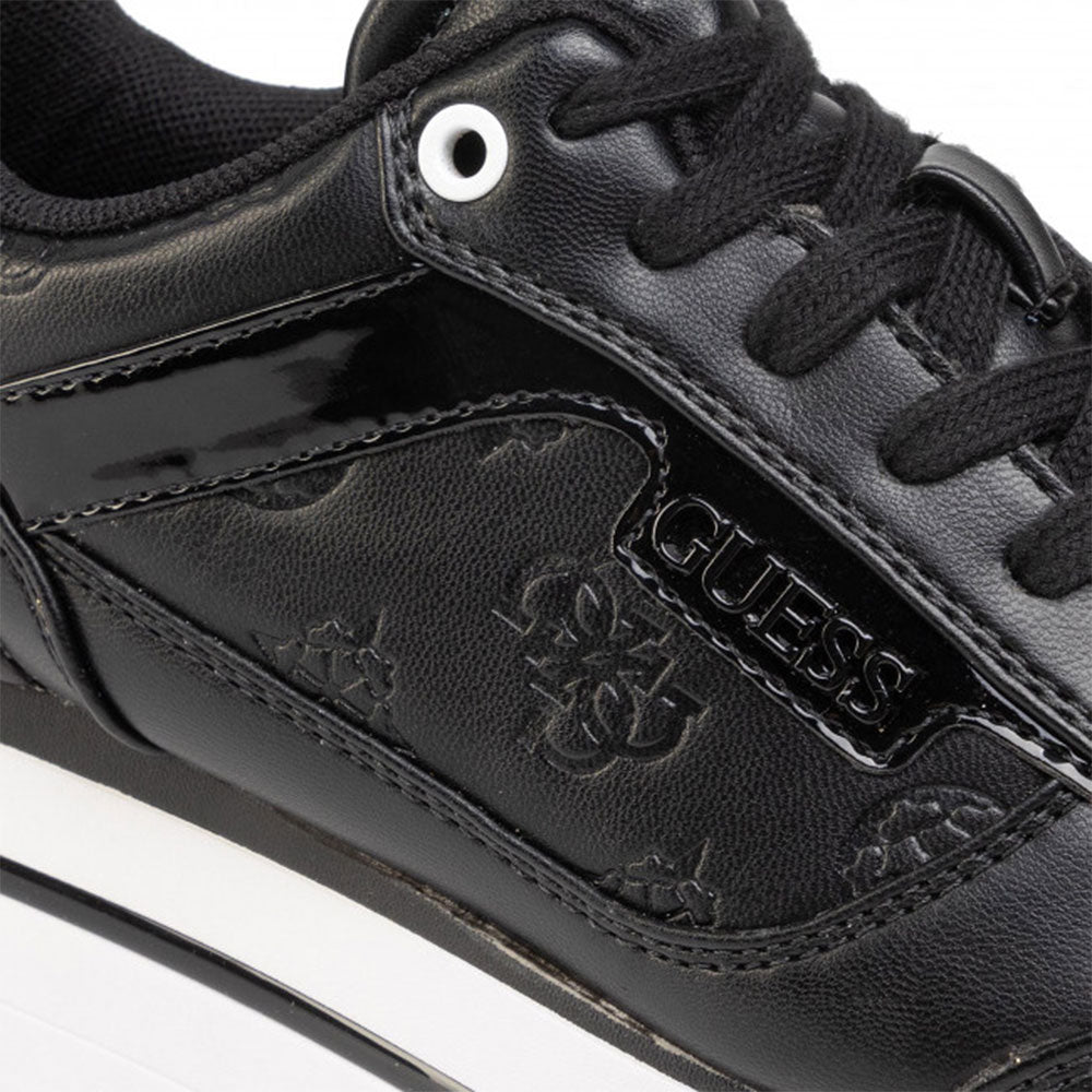 Scarpe Donna GUESS Sneakers Linea Hansin Colore Nero