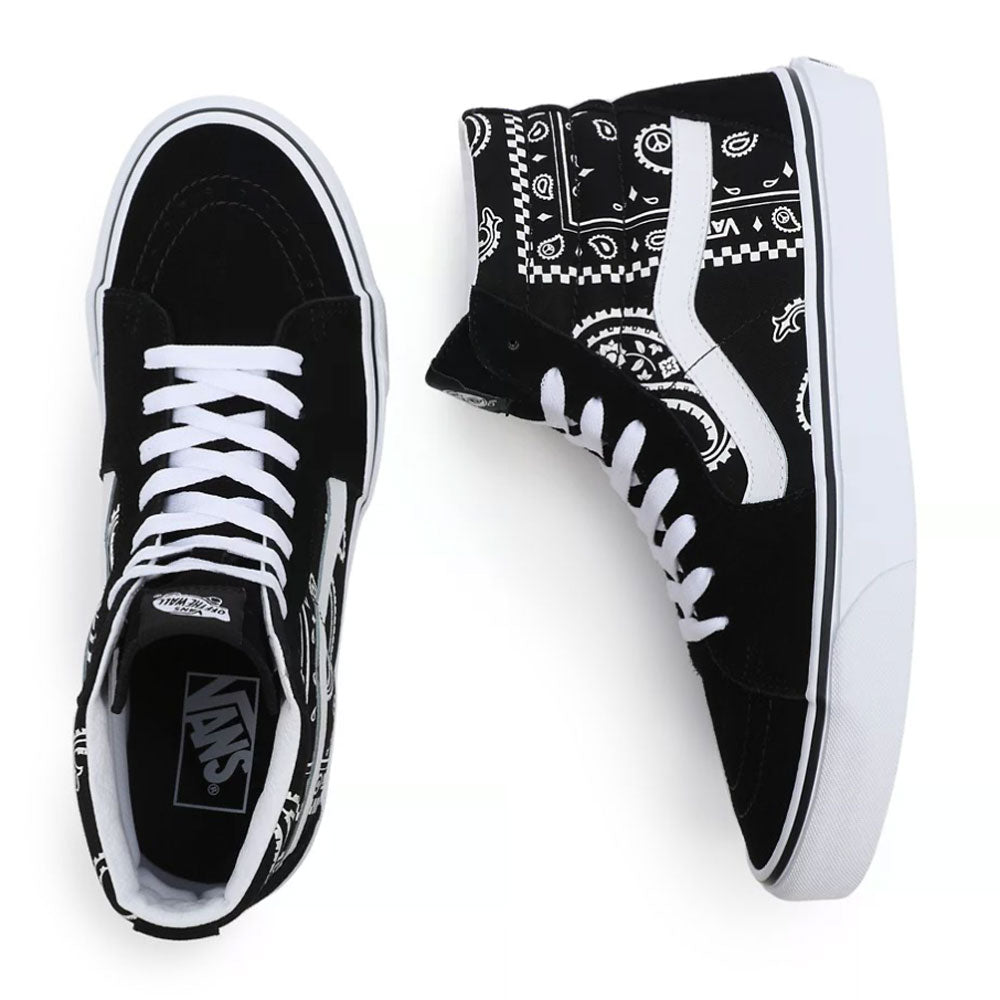 Scarpe Unisex VANS Sneakers Alte Sk8-Hi Peace Paisley colore Black e True White