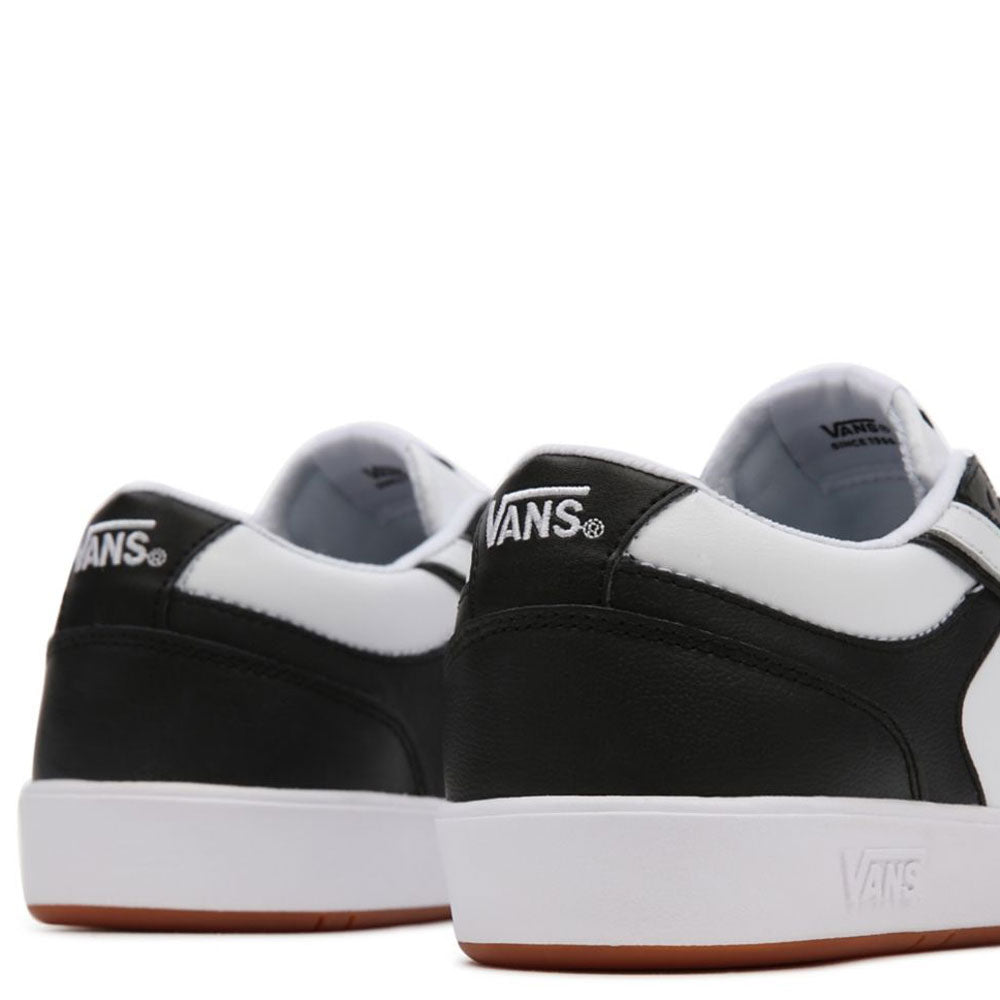 Scarpe Uomo VANS Sneakers Lowland CC Two Tone in Pelle colore Black e White