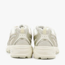 Sneakers Running Donna NEW BALANCE 530 in Tessuto Sintetico e Mesh Gold Metallic e Linen