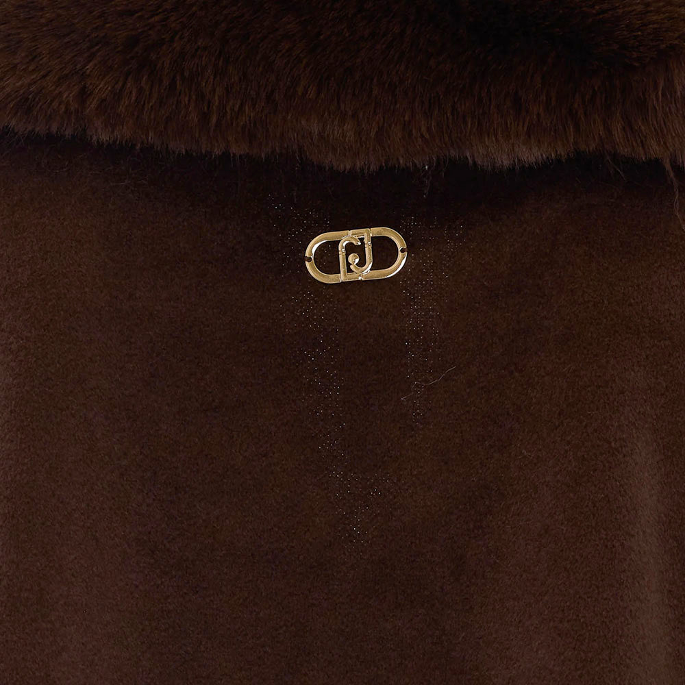 Cappa Donna LIU JO in Montone Sintetico Testa di Moro con Collo in Fake Fur