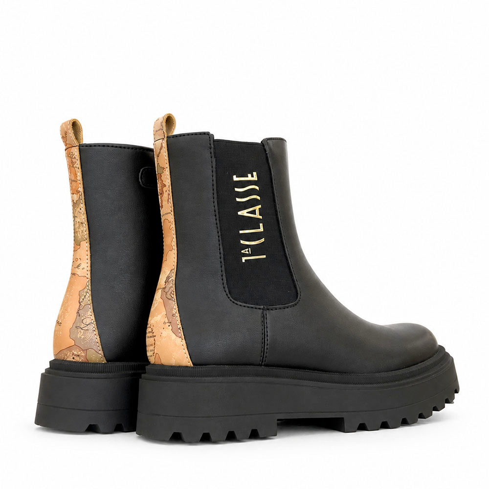 Stivaletti Beatles 1A Classe Alviero Martini in Eco Nappa Nera con Maxi Logo 2579
