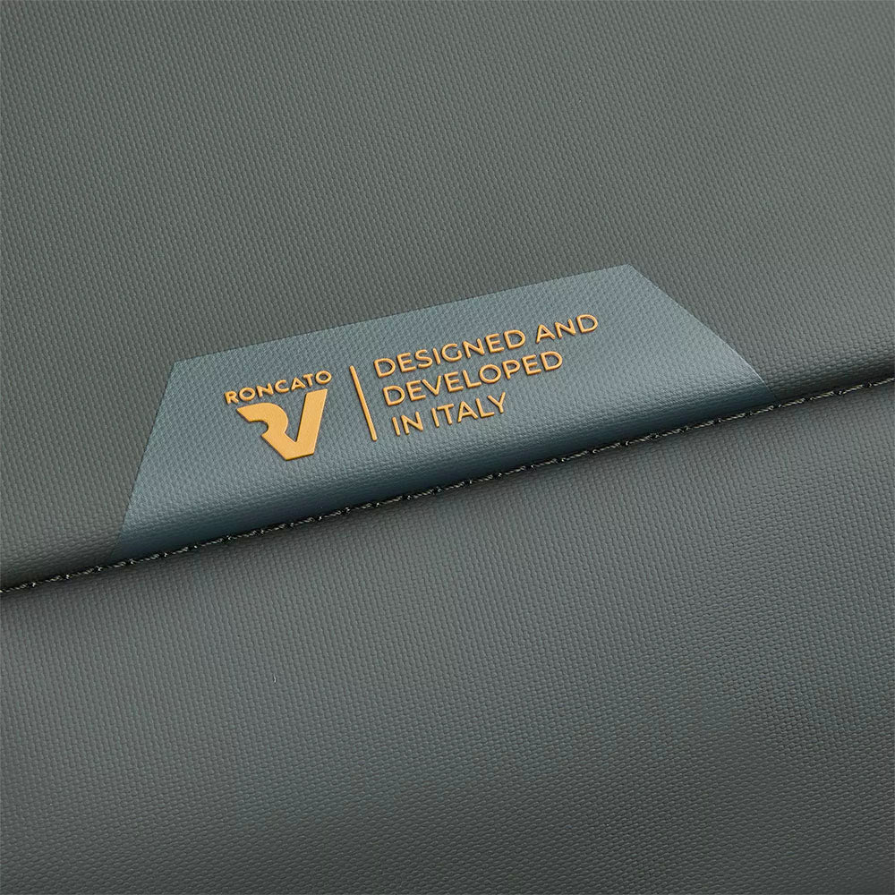 Zaino da Viaggio Underseat Espandibile RONCATO linea Wanderline in Tessuto Gommato Verde Militare