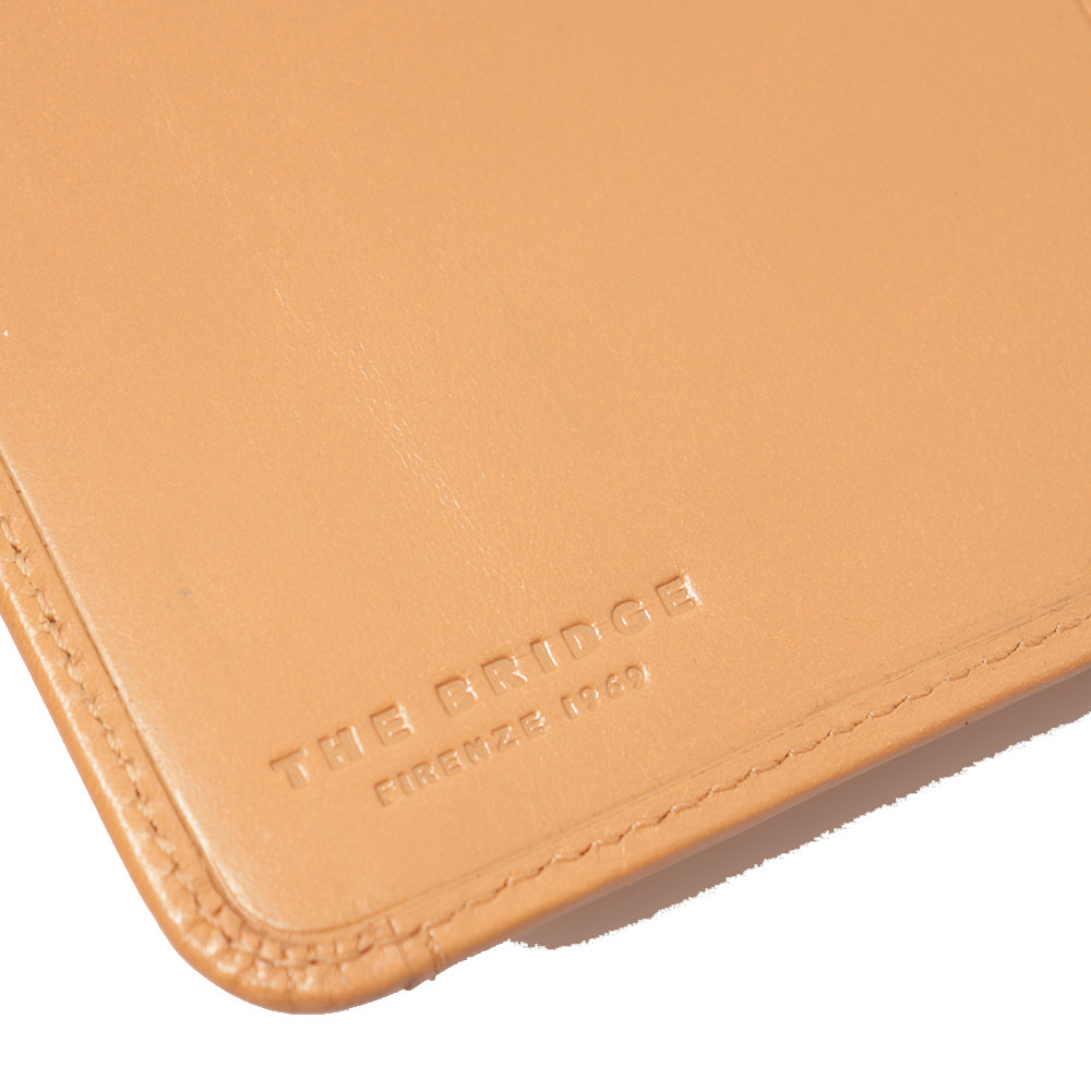THE BRIDGE Story Linie 
Damenbrieftasche mit zwei Fächern aus Leder in Beige 