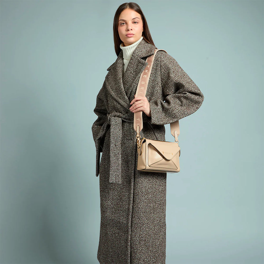 THE BRIDGE Damen-Umhängetasche Frida-Linie aus butterfarbenem Leder