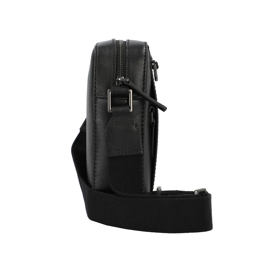 THE BRIDGE Giacomo Linie
Kleine Tasche aus schwarzem Leder