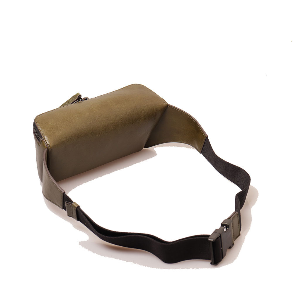 THE BRIDGE Giacomo Linie
Herren Gürteltasche aus Leder in der Farbe Thymian