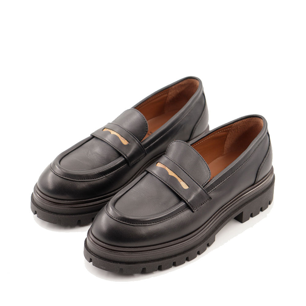 Mocassini Platform 1A Classe Alviero Martini in Pelle Nera con Dettaglio Geo Classic 2350