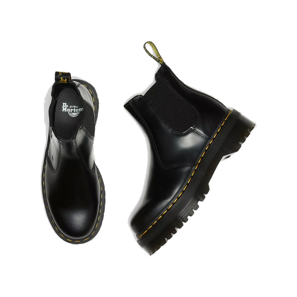 Scarpe DR. MARTENS Stivaletti Chelsea Platform linea 2976 Quad in Pelle Black Smooth a sconto Cuoieriashop