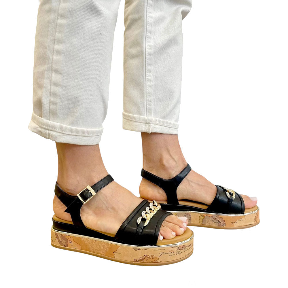 Sandali Platform 1A Classe Alviero Martini in Eco Nappa Nera con Suola Geo Classic 2479