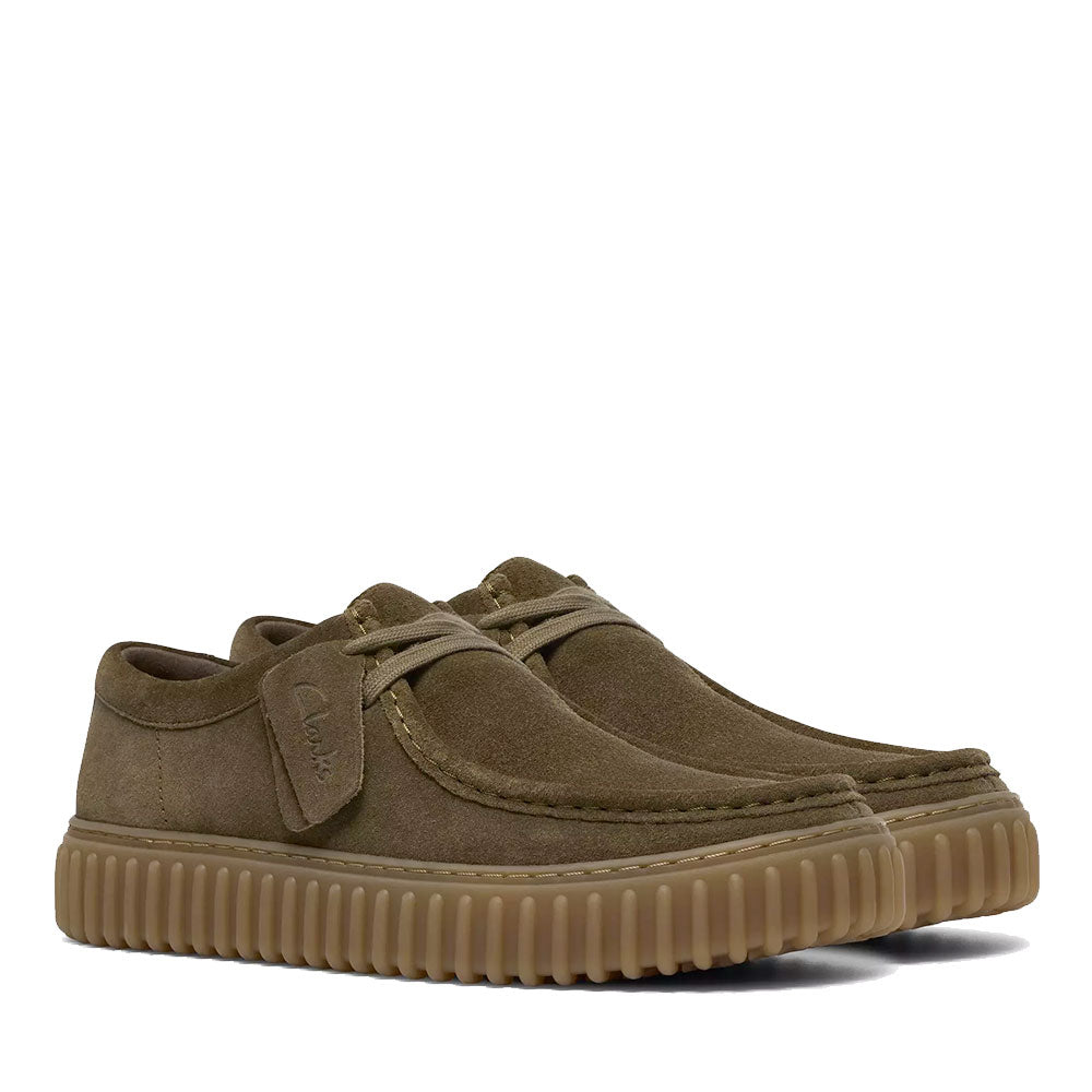 Scarpe Uomo CLARKS linea Torhill Lo in Pelle Scamosciata Verde Oliva