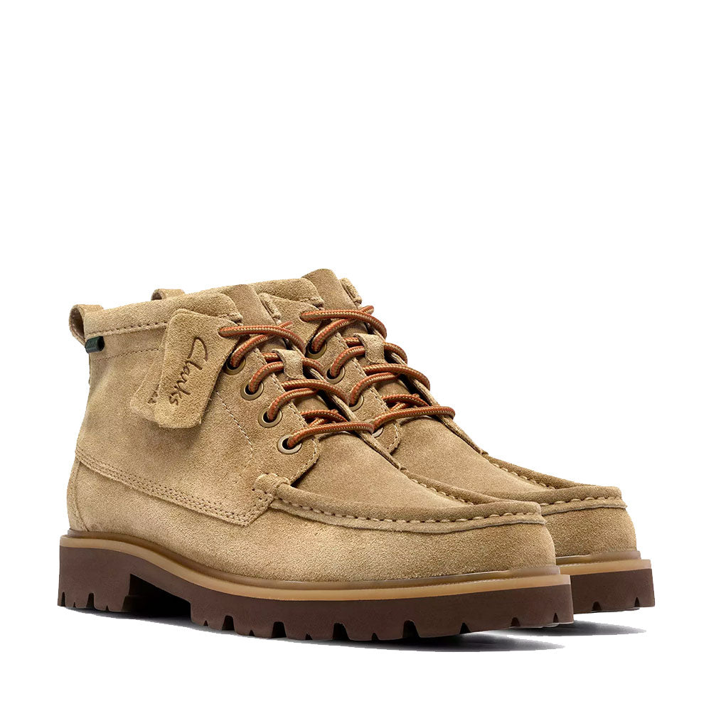 Stivaletto Uomo CLARKS linea Cleyhill Hi in Pelle Scamosciata Dark Sand