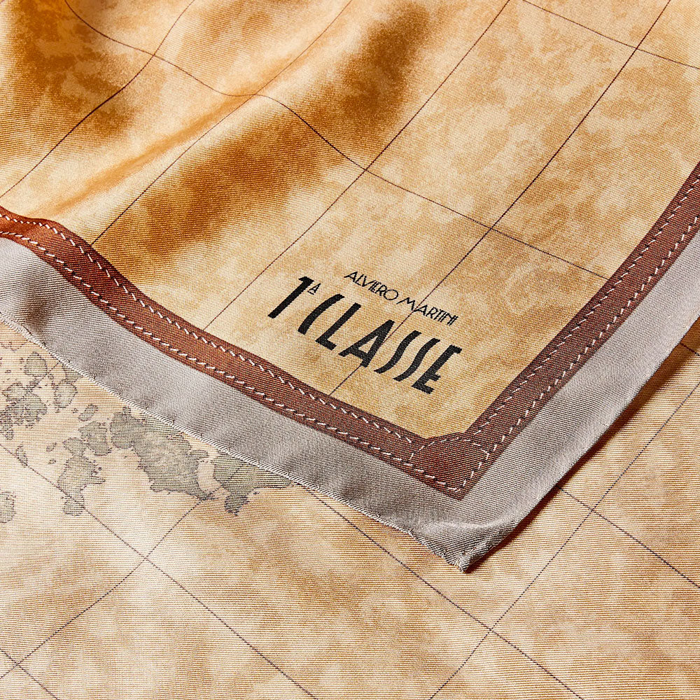 Foulard 90 x 90 cm 1A Classe Alviero Martini in Seta stampa Geo Classic e Greige 3190