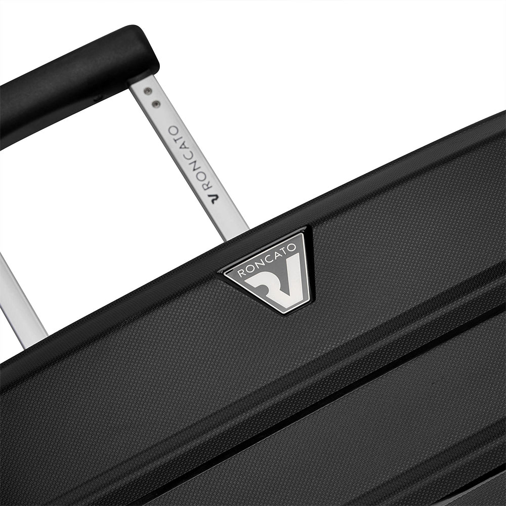 Erweiterbarer Kabinentrolley Starr 4 Räder RONCATO B-Flying Line Farbe Schwarz