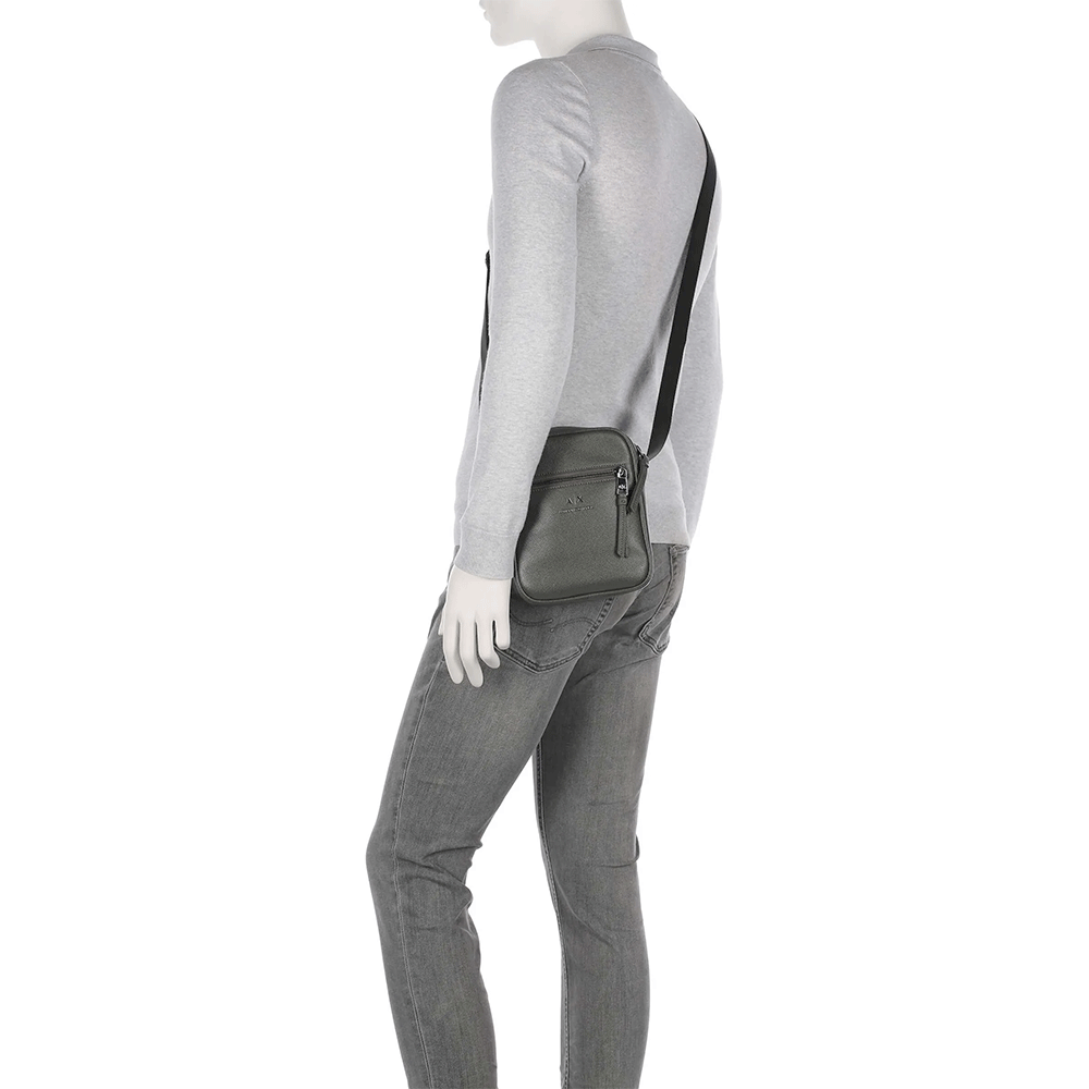 Borsello Uomo Armani Exchange Colore Sage Chiuso Con Zip