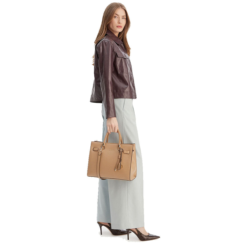 Borsa Donna a Mano Media LIU JO Better effetto Bottalato color Cammello con Charm