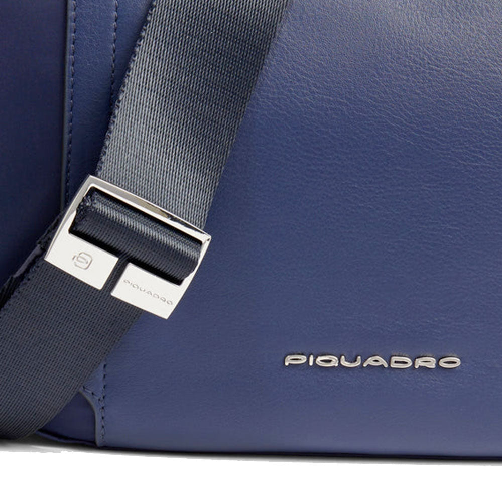 Borsa Donna a Tracolla PIQUADRO linea Circle in Tessuto Riciclato e Pelle Blu - BD6657W92T