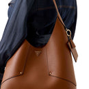 Borsa Donna Hobo a Spalla GUESS Linea Darcy Colore Cognac