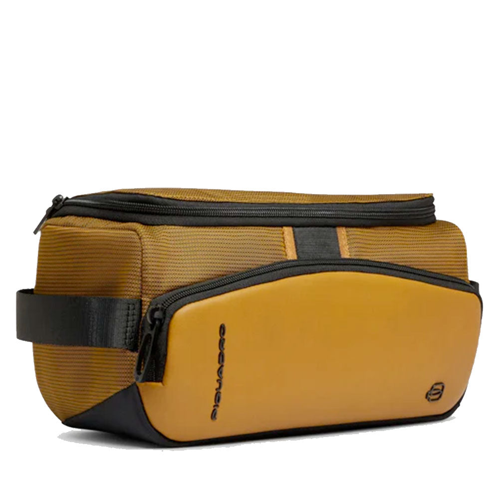 Beauty Case PIQUADRO Uomo in Tessuto e Pelle Colore Senape Linea Pq-Earth - BY6947S137