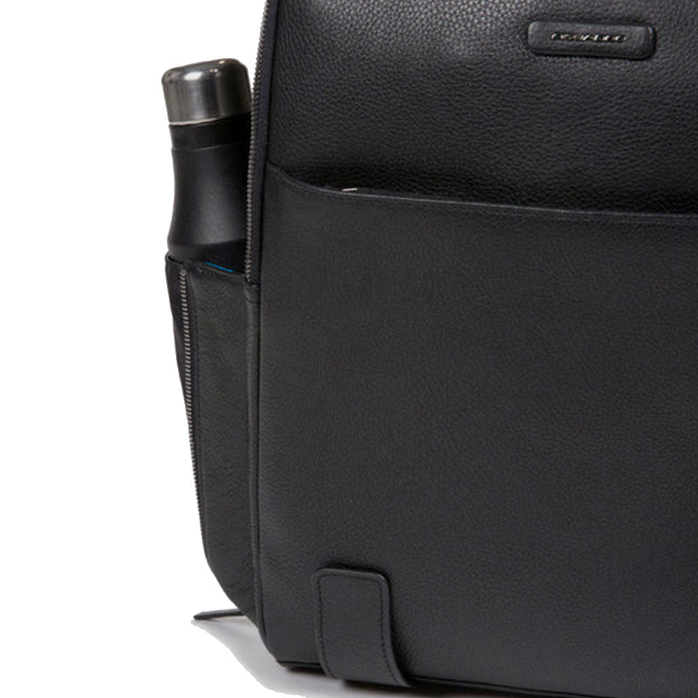 Zaino PIQUADRO porta PC 15,6" e porta iPad® Linea Ael in Pelle Nera - CA4818MOS
