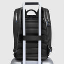 PIQUADRO Herrenrucksack, erweiterbar, mit 14"-Laptopfach, aus schwarzem Leder, Blue-Square-Linie – CA6311B2