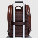 PIQUADRO Herrenrucksack, erweiterbar, mit 14"-Laptopfach, aus mahagonfarbenem Leder, Linie Blue Square – CA6311B2