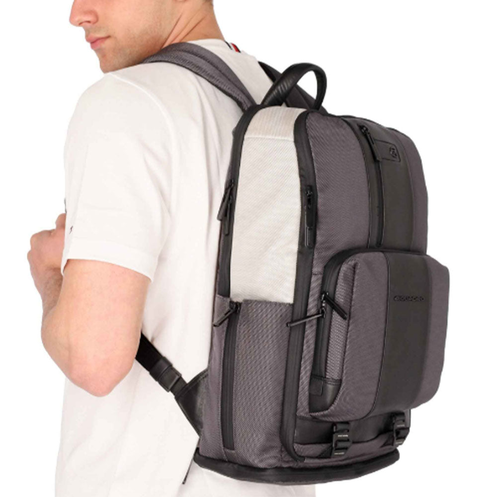 Zaino Uomo PIQUADRO con Porta Pc 14" in Tessuto e Pelle Colore Grigio - Nero Linea Brief Special - CA6375BR2S