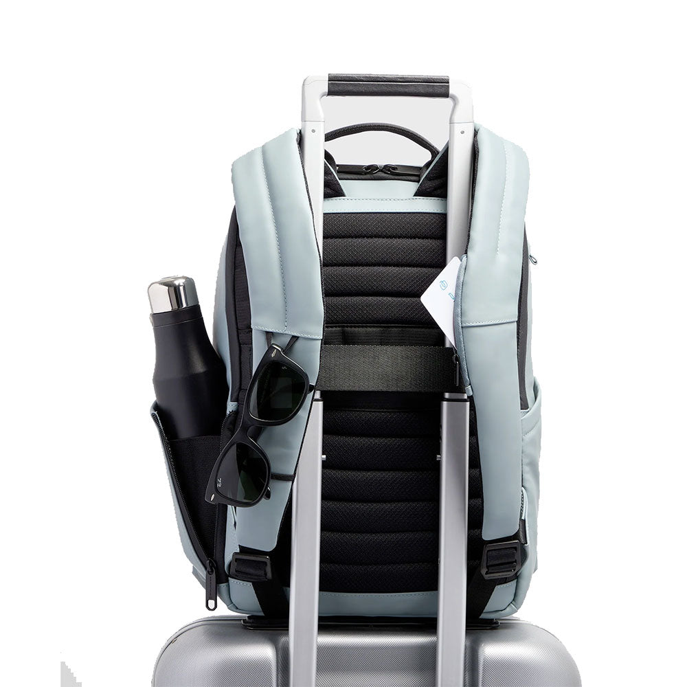 Zaino PIQUADRO Con Porta Pc 14" in Tessuto Azzurro Linea Corner 2.0 - CA6464C2OW