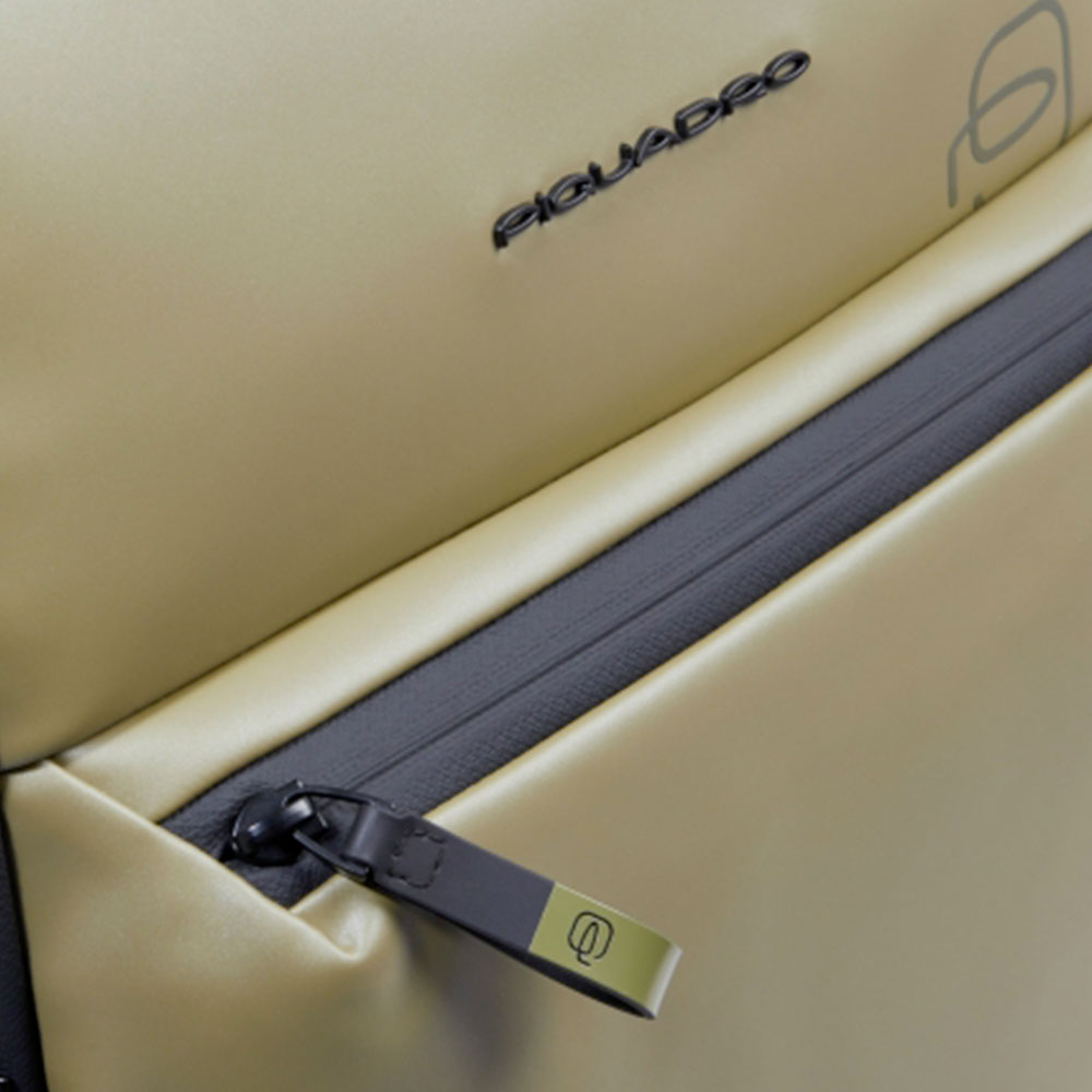 Zaino PIQUADRO Con Porta Pc 14" in Tessuto Verde3 Linea Corner 2.0 - CA6464C2OW