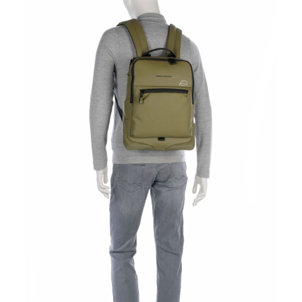 Zaino PIQUADRO Con Porta Pc 14" in Tessuto Verde3 Linea Corner 2.0 - CA6464C2OW