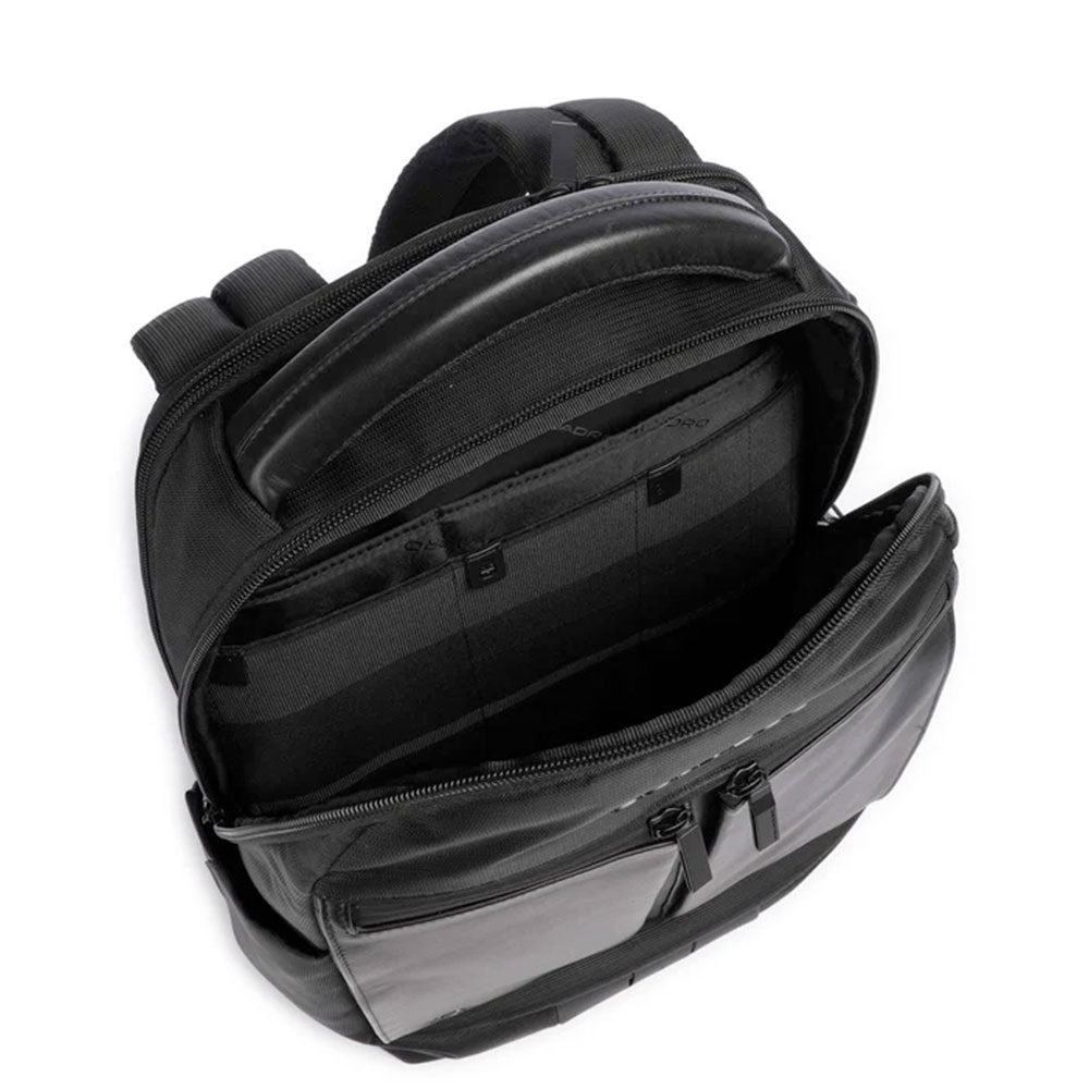PIQUADRO Rucksack mit Laptopfach 14 Zoll aus Stoff und Leder in Schwarz Modell Orion - CA6620S136