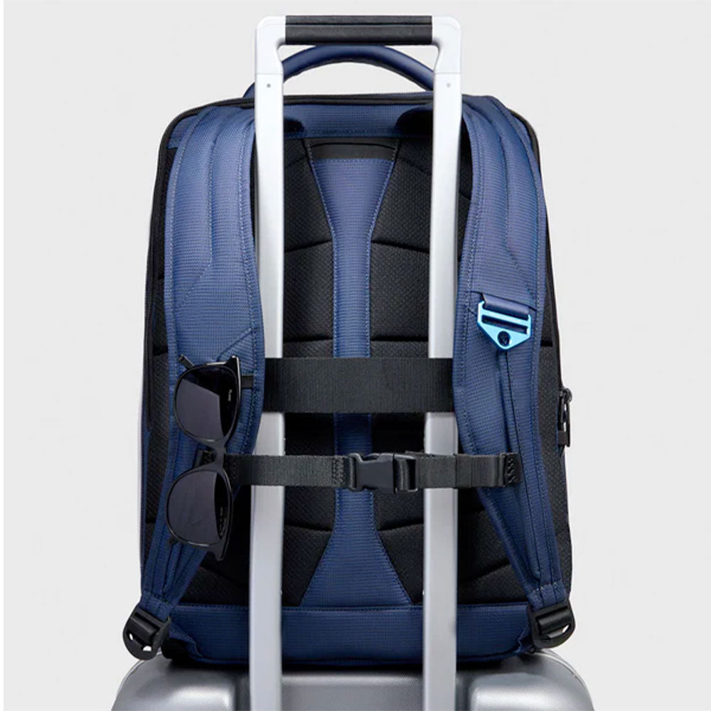 Zaino da Bici PIQUADRO in Nylon Riciclato Blu con Porta Pc 17,3" Linea PQ-Earth - CA6631S137