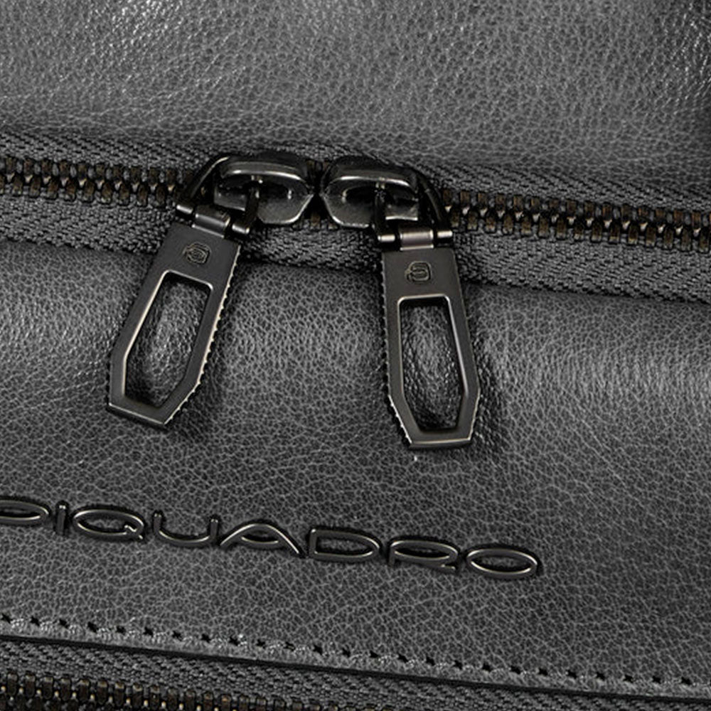 Cartella Uomo PIQUADRO in Pelle Nero Linea Solm con Porta Computer 15,6" - CA7026S141