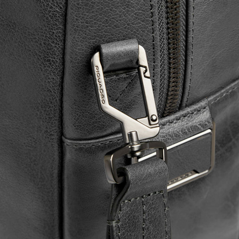 Cartella Uomo PIQUADRO in Pelle Nero Linea Solm con Porta Computer 15,6" - CA7026S141