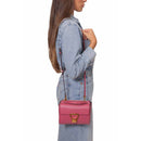 COCCINELLE Arlettis Linie
Damenhandtasche mit Schultergurt aus Leder in der Farbe Rosewood