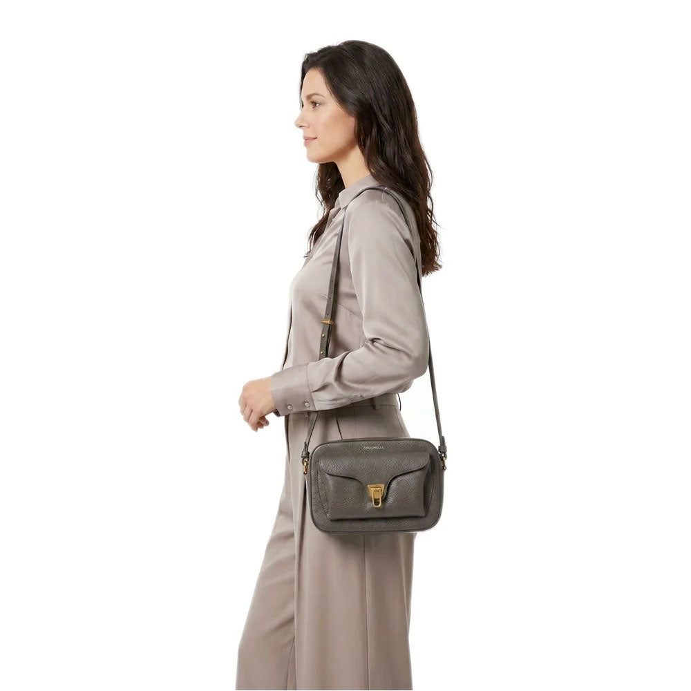 Borsa Donna a Tracolla COCCINELLE in Pelle Fango linea Beat Soft Misura Small