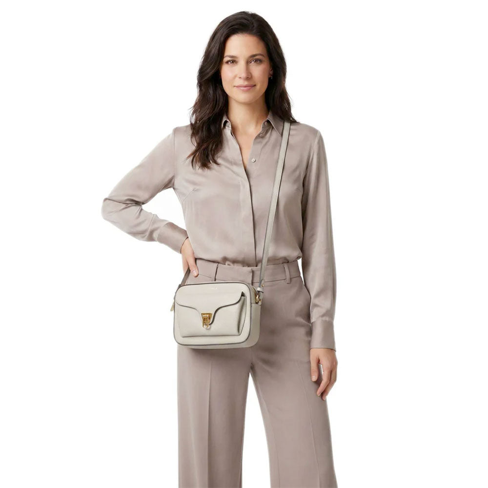 Coccinelle Beat Soft Umhängetasche Damen Eucalipto