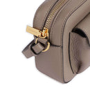 COCCINELLE Beat Soft Mini Linie
Damen Umhängetasche aus warmem Taupe-Leder