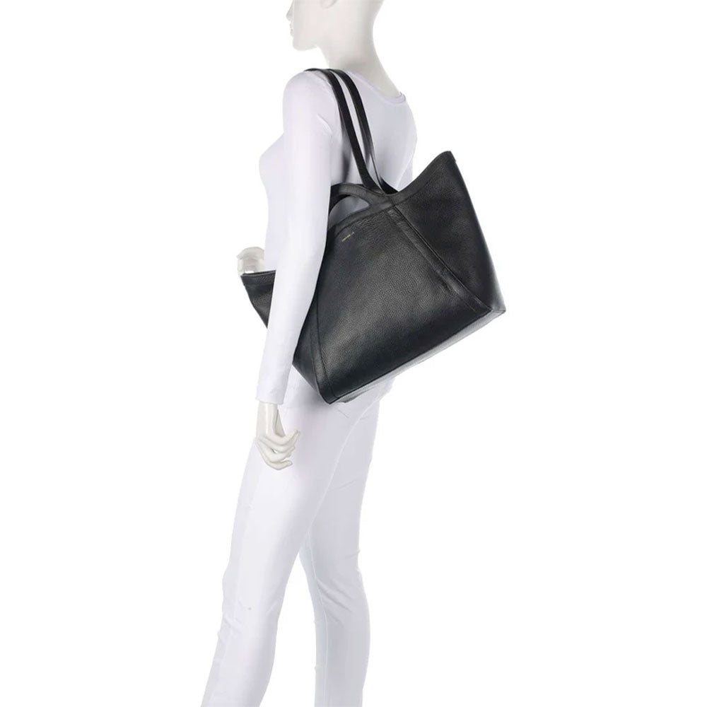 Borsa Donna a Spalla COCCINELLE Linea Amalia Colore Nero