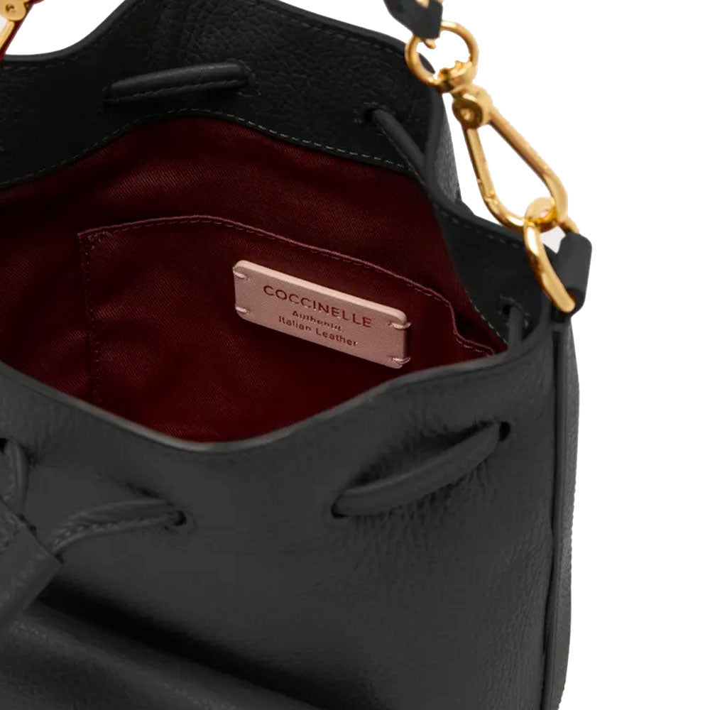 Damen-Henkeltasche COCCINELLE Modell Beat Generation Small aus schwarzem Leder