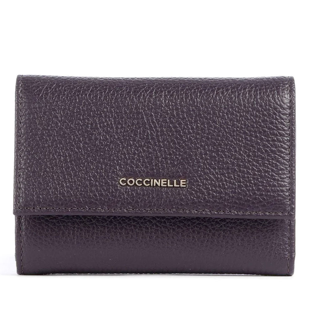 Portafoglio Piccolo COCCINELLE in Pelle Martellata Linea Metallic Soft colore Prune